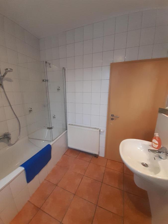 Fe Wo Am Alten Rathaus Andernach Ngoại thất bức ảnh
