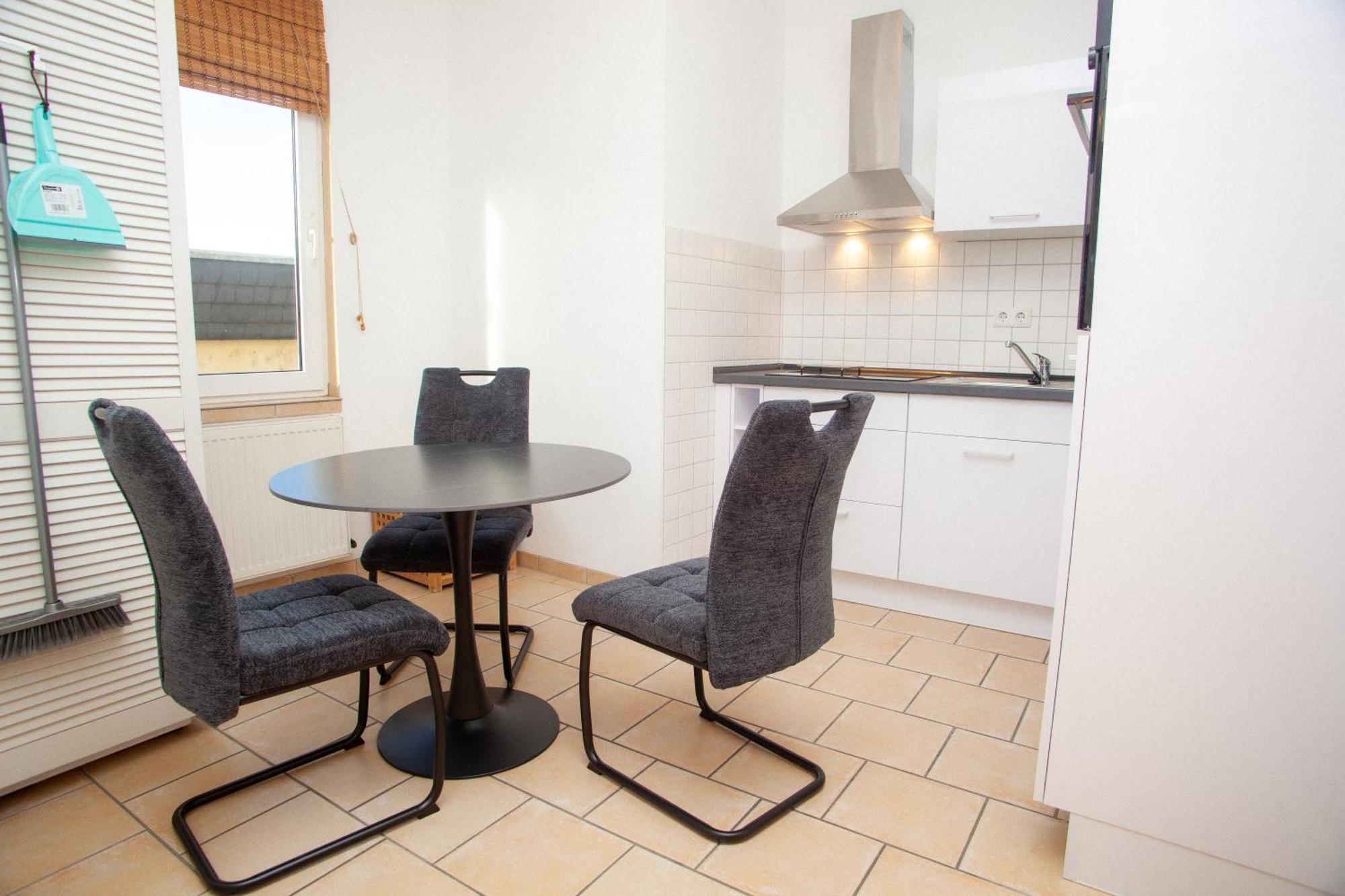 Fe Wo Am Alten Rathaus Andernach Ngoại thất bức ảnh